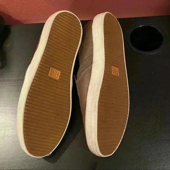 Frye Womens Dylan Closed Toe Casual Slide - Picture 9 of 10